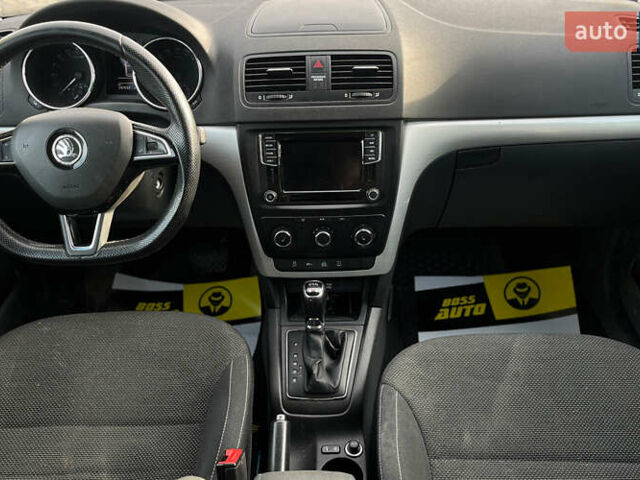 Черный Хендай Туксон, объемом двигателя 2 л и пробегом 242 тыс. км за 12900 $, фото 9 на Automoto.ua