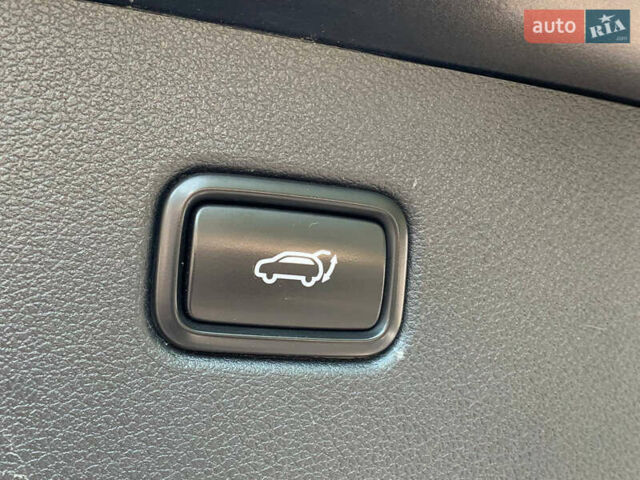 Черный Хендай Туксон, объемом двигателя 2 л и пробегом 122 тыс. км за 19800 $, фото 7 на Automoto.ua