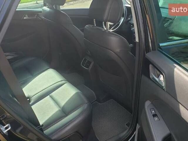 Черный Хендай Туксон, объемом двигателя 1.59 л и пробегом 101 тыс. км за 20600 $, фото 12 на Automoto.ua