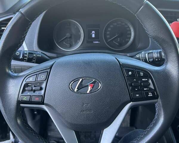 Чорний Хендай Туксон, об'ємом двигуна 1.69 л та пробігом 155 тис. км за 16500 $, фото 10 на Automoto.ua