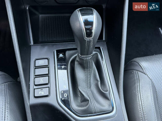 Черный Хендай Туксон, объемом двигателя 1.59 л и пробегом 182 тыс. км за 16800 $, фото 27 на Automoto.ua