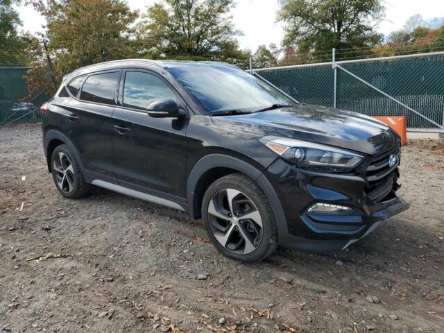 Чорний Хендай Туксон, об'ємом двигуна 1.6 л та пробігом 86 тис. км за 3400 $, фото 3 на Automoto.ua