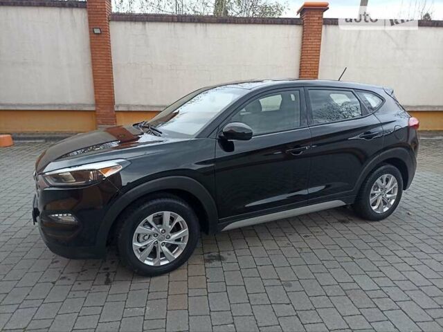 Черный Хендай Туксон, объемом двигателя 2 л и пробегом 107 тыс. км за 14800 $, фото 10 на Automoto.ua