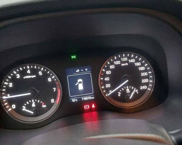 Хендай Туксон 2017 в Днепре (Днепропетровске) на Automoto.ua Черный Хендай Туксон, объемом двигателя 2 л и пробегом 118 тыс. км за 16200 $, фото 10 на Automoto.ua