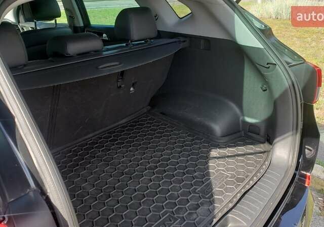 Черный Хендай Туксон, объемом двигателя 1.59 л и пробегом 101 тыс. км за 20600 $, фото 5 на Automoto.ua