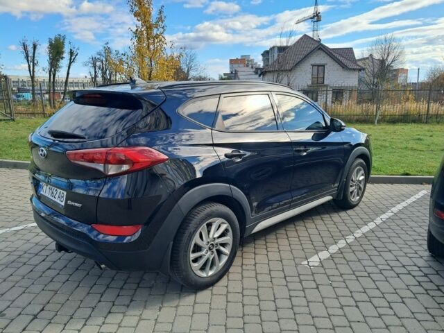 Хендай Туксон 2017 в Калуше на Automoto.ua Черный Хендай Туксон, объемом двигателя 2 л и пробегом 126 тыс. км за 16600 $, фото 4 на Automoto.ua