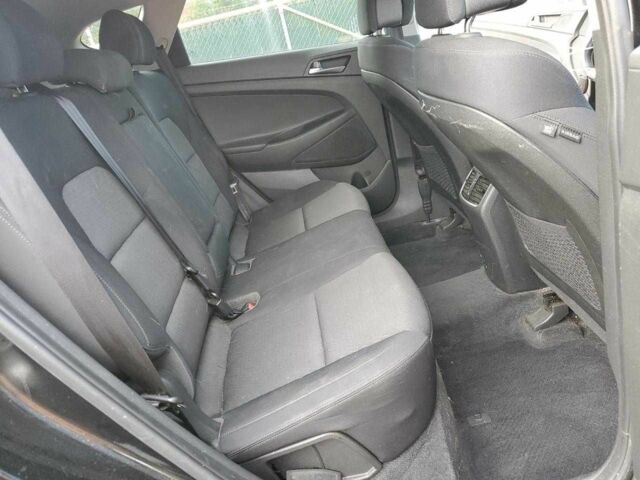 Чорний Хендай Туксон, об'ємом двигуна 1.6 л та пробігом 86 тис. км за 3400 $, фото 9 на Automoto.ua