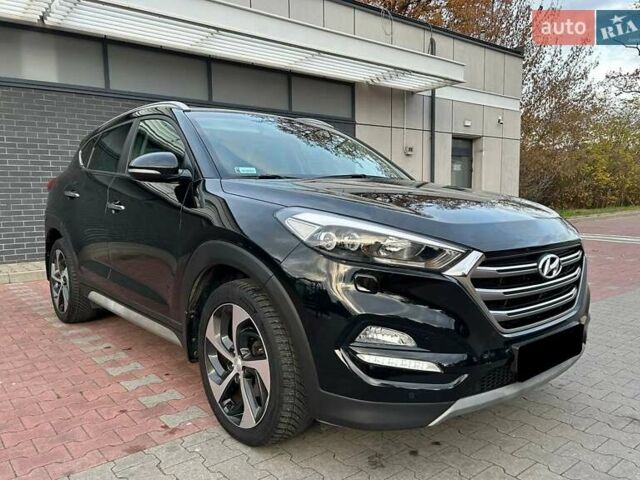 Чорний Хендай Туксон, об'ємом двигуна 1.69 л та пробігом 98 тис. км за 14000 $, фото 3 на Automoto.ua