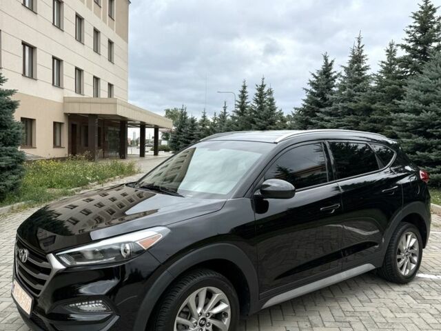 Хендай Туксон 2018 в Киеве на Automoto.ua Черный Хендай Туксон, объемом двигателя 2 л и пробегом 107 тыс. км за 15700 $, фото 5 на Automoto.ua