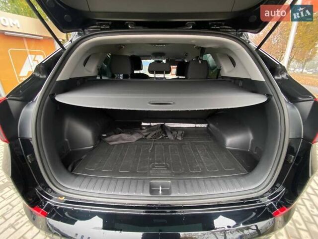 Черный Хендай Туксон, объемом двигателя 2 л и пробегом 106 тыс. км за 19500 $, фото 21 на Automoto.ua