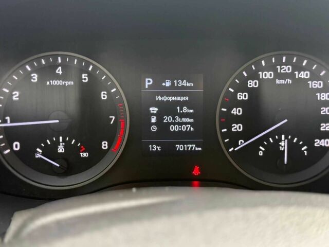 Чорний Хендай Туксон, об'ємом двигуна 2 л та пробігом 70 тис. км за 23000 $, фото 8 на Automoto.ua