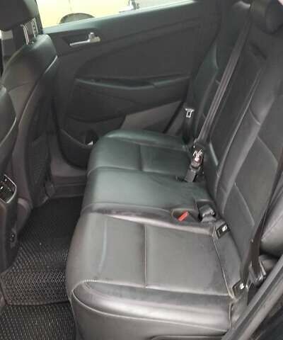 Чорний Хендай Туксон, об'ємом двигуна 2 л та пробігом 91 тис. км за 25000 $, фото 9 на Automoto.ua