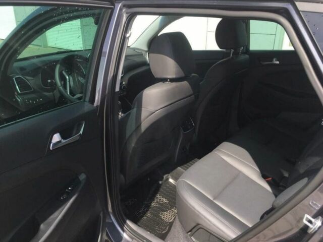 Чорний Хендай Туксон, об'ємом двигуна 0 л та пробігом 98 тис. км за 11800 $, фото 8 на Automoto.ua