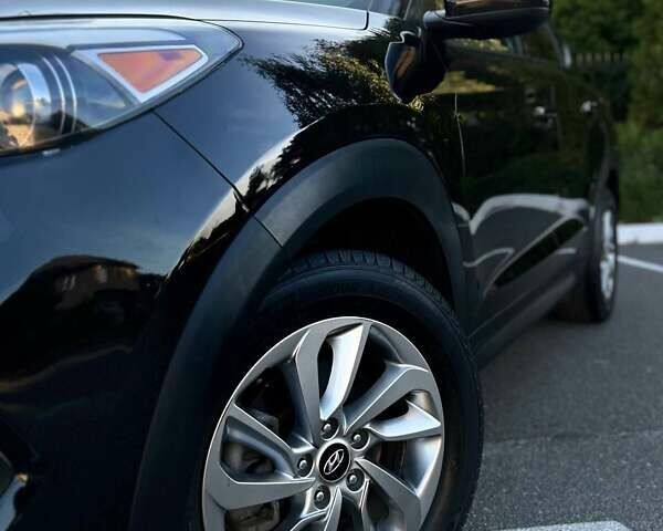 Хендай Туксон 2018 в Киеве на Automoto.ua Черный Хендай Туксон, объемом двигателя 2 л и пробегом 106 тыс. км за 15500 $, фото 3 на Automoto.ua