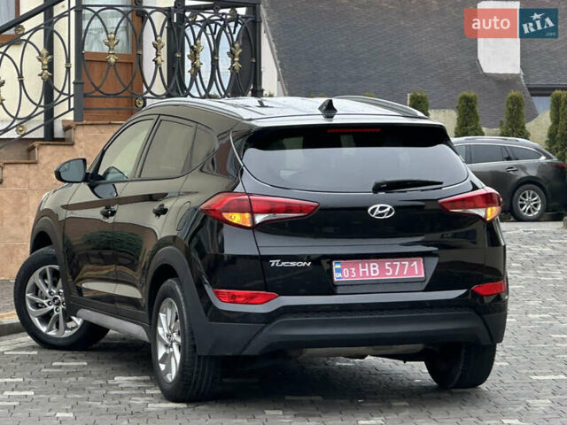Черный Хендай Туксон, объемом двигателя 2 л и пробегом 156 тыс. км за 12800 $, фото 19 на Automoto.ua