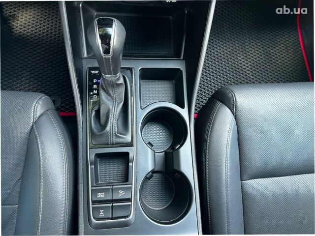 Черный Хендай Туксон, объемом двигателя 2 л и пробегом 109 тыс. км за 18490 $, фото 15 на Automoto.ua