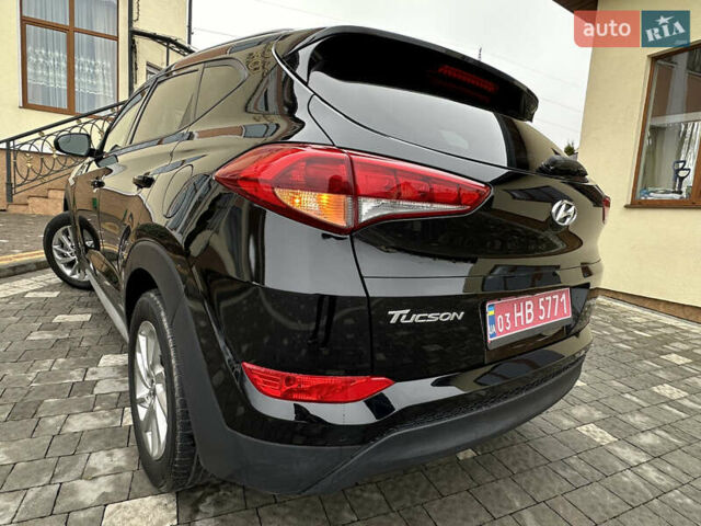 Черный Хендай Туксон, объемом двигателя 2 л и пробегом 156 тыс. км за 12800 $, фото 29 на Automoto.ua