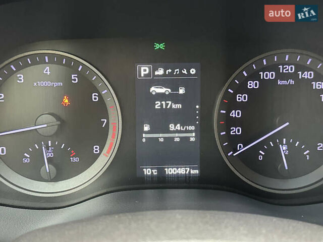 Черный Хендай Туксон, объемом двигателя 2 л и пробегом 100 тыс. км за 16900 $, фото 38 на Automoto.ua