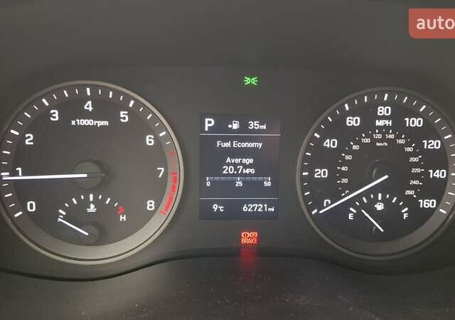 Черный Хендай Туксон, объемом двигателя 2 л и пробегом 101 тыс. км за 19700 $, фото 6 на Automoto.ua