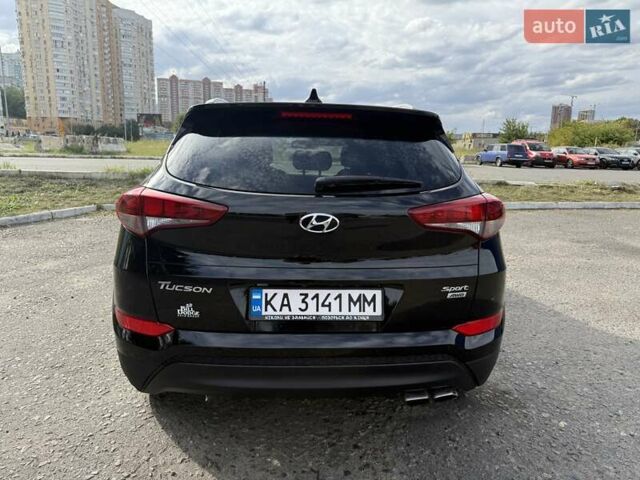 Черный Хендай Туксон, объемом двигателя 2.36 л и пробегом 130 тыс. км за 19500 $, фото 7 на Automoto.ua
