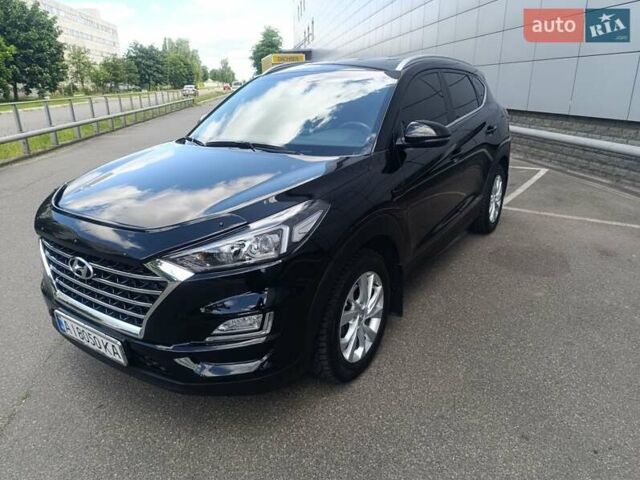 Чорний Хендай Туксон, об'ємом двигуна 2 л та пробігом 67 тис. км за 21000 $, фото 2 на Automoto.ua