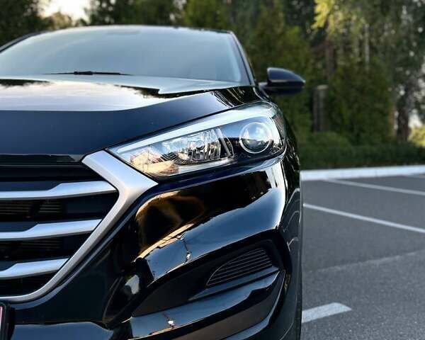Хендай Туксон 2018 в Киеве на Automoto.ua Черный Хендай Туксон, объемом двигателя 2 л и пробегом 106 тыс. км за 15500 $, фото 1 на Automoto.ua