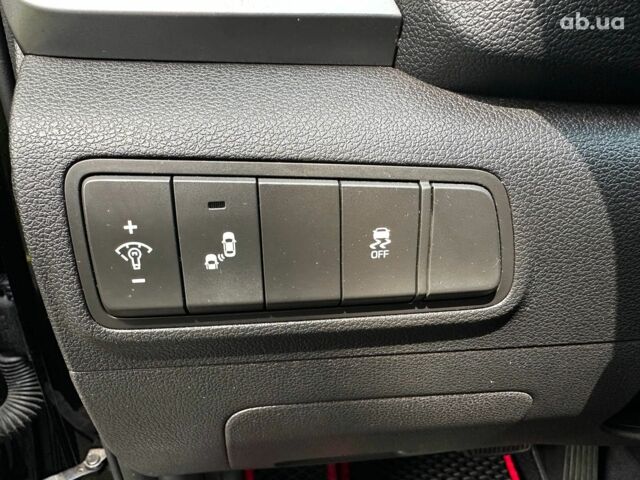 Черный Хендай Туксон, объемом двигателя 2 л и пробегом 109 тыс. км за 18490 $, фото 10 на Automoto.ua