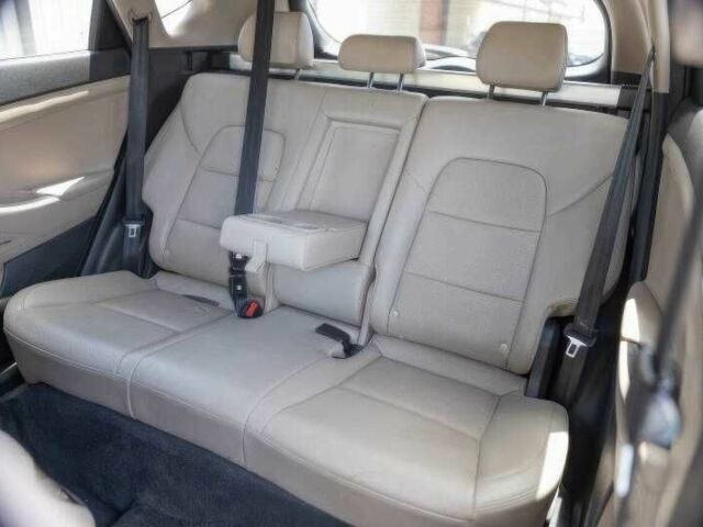 Черный Хендай Туксон, объемом двигателя 2 л и пробегом 89 тыс. км за 11200 $, фото 4 на Automoto.ua