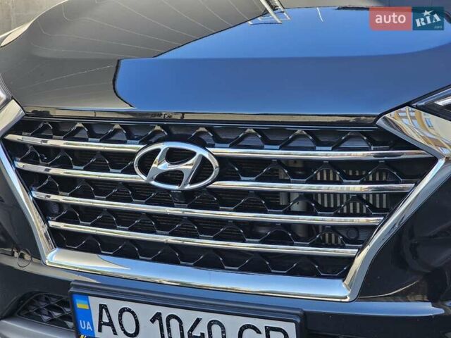Черный Хендай Туксон, объемом двигателя 2 л и пробегом 108 тыс. км за 25500 $, фото 13 на Automoto.ua
