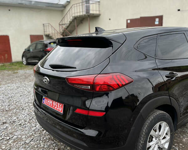 Черный Хендай Туксон, объемом двигателя 2 л и пробегом 192 тыс. км за 15200 $, фото 8 на Automoto.ua