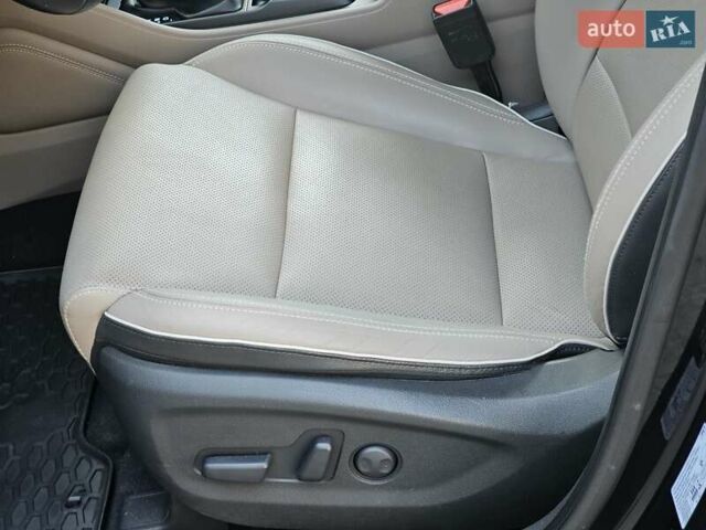 Черный Хендай Туксон, объемом двигателя 2 л и пробегом 108 тыс. км за 25500 $, фото 30 на Automoto.ua