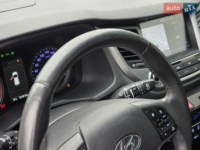 Черный Хендай Туксон, объемом двигателя 2 л и пробегом 151 тыс. км за 18950 $, фото 89 на Automoto.ua