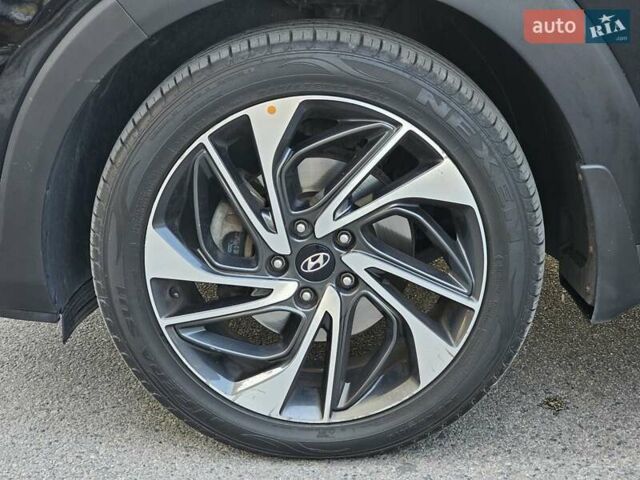 Черный Хендай Туксон, объемом двигателя 2 л и пробегом 108 тыс. км за 25500 $, фото 15 на Automoto.ua