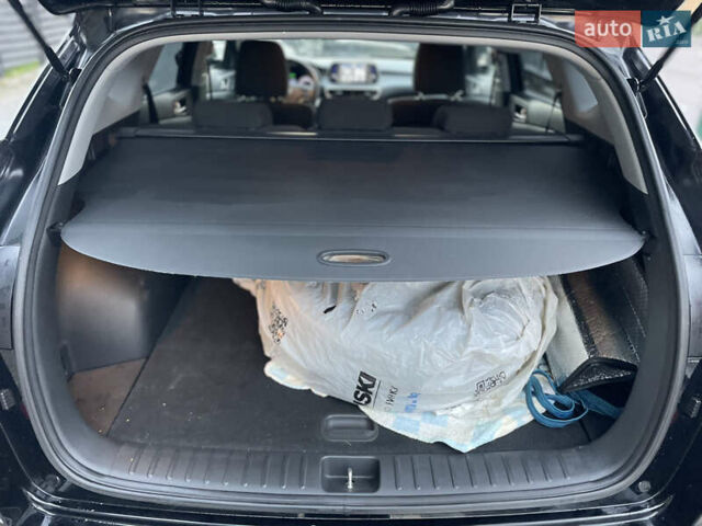 Черный Хендай Туксон, объемом двигателя 2 л и пробегом 103 тыс. км за 20900 $, фото 40 на Automoto.ua