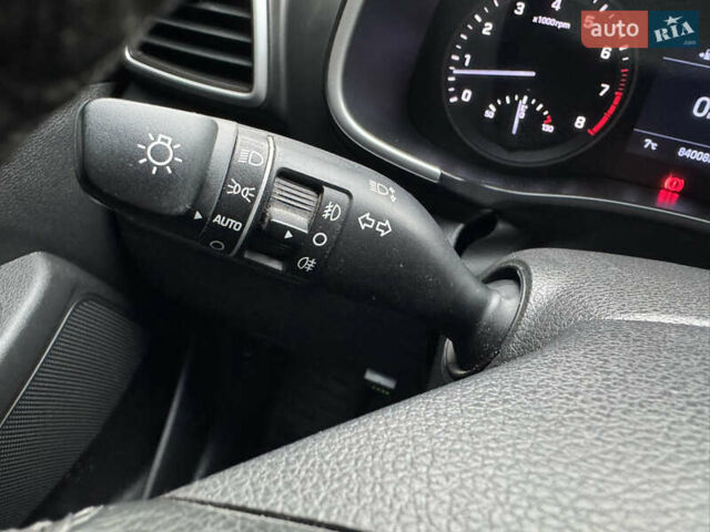 Чорний Хендай Туксон, об'ємом двигуна 2 л та пробігом 84 тис. км за 19000 $, фото 28 на Automoto.ua