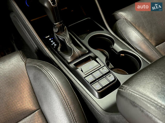 Черный Хендай Туксон, объемом двигателя 2 л и пробегом 153 тыс. км за 20500 $, фото 22 на Automoto.ua