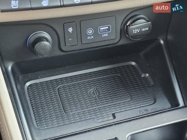 Черный Хендай Туксон, объемом двигателя 2 л и пробегом 108 тыс. км за 25500 $, фото 48 на Automoto.ua