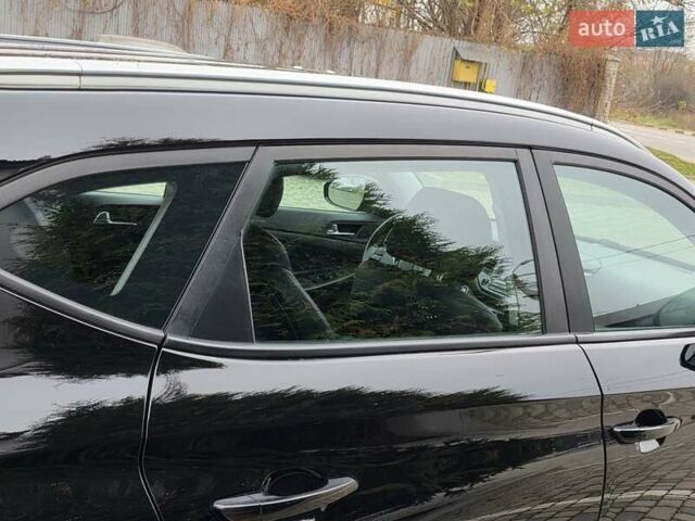 Черный Хендай Туксон, объемом двигателя 2 л и пробегом 151 тыс. км за 18950 $, фото 37 на Automoto.ua