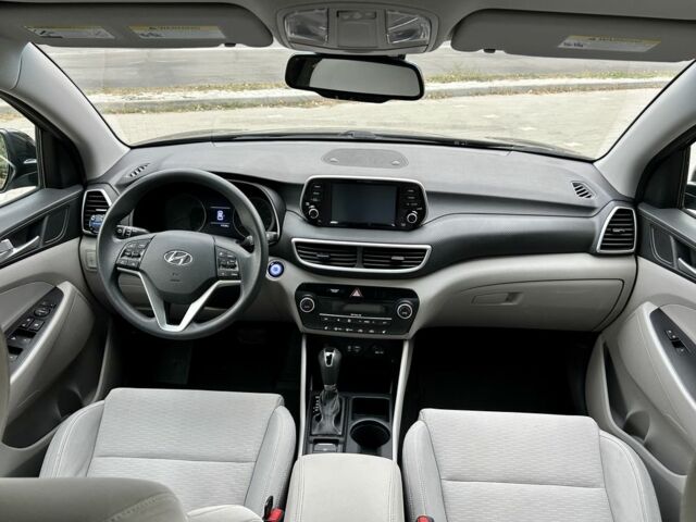 Черный Хендай Туксон, объемом двигателя 2.4 л и пробегом 147 тыс. км за 16400 $, фото 6 на Automoto.ua