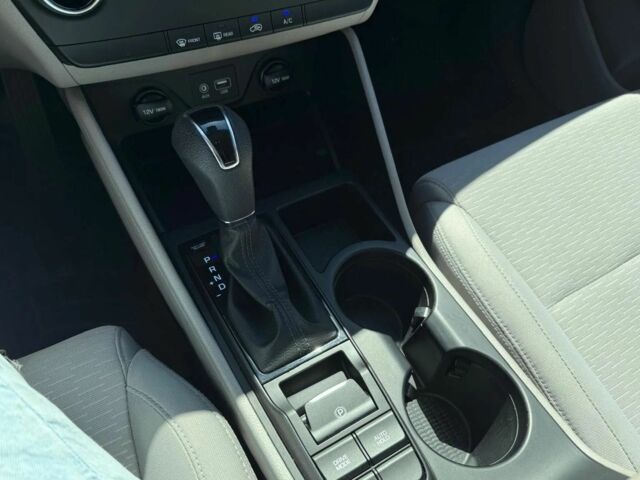 Черный Хендай Туксон, объемом двигателя 2 л и пробегом 80 тыс. км за 9500 $, фото 14 на Automoto.ua