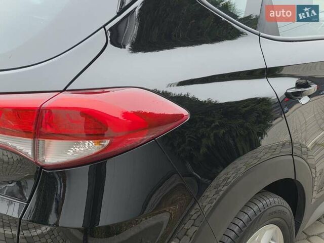 Черный Хендай Туксон, объемом двигателя 2 л и пробегом 151 тыс. км за 18950 $, фото 33 на Automoto.ua