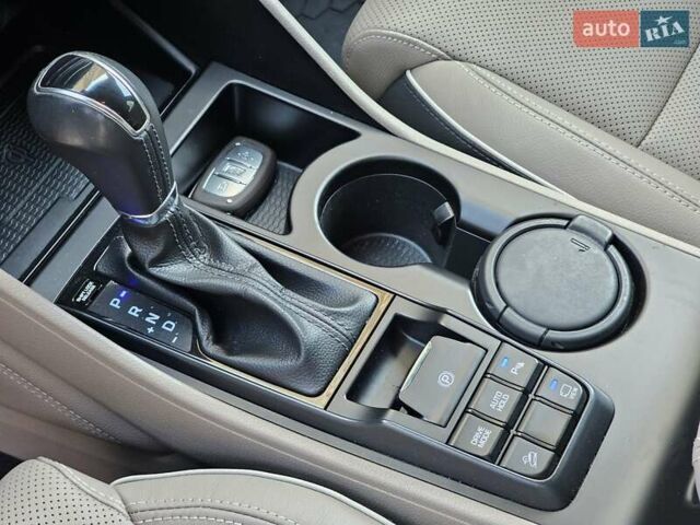 Черный Хендай Туксон, объемом двигателя 2 л и пробегом 108 тыс. км за 25500 $, фото 49 на Automoto.ua