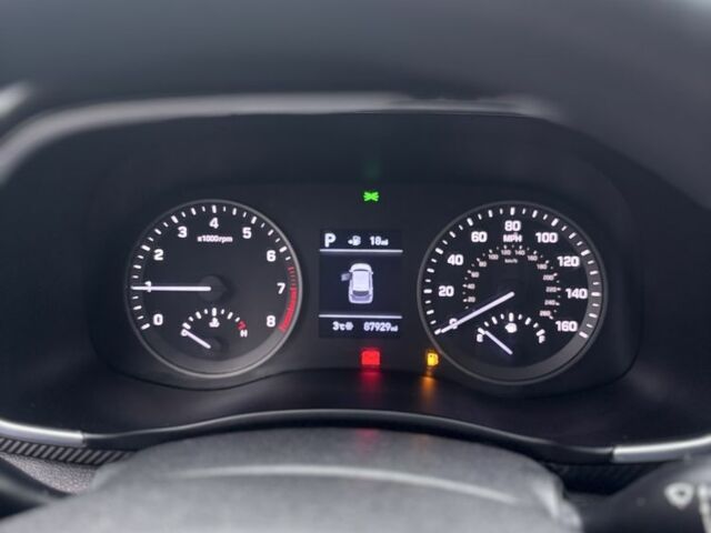 Черный Хендай Туксон, объемом двигателя 2.4 л и пробегом 140 тыс. км за 20000 $, фото 15 на Automoto.ua