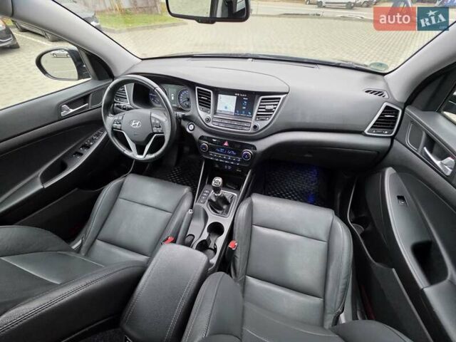 Черный Хендай Туксон, объемом двигателя 2 л и пробегом 151 тыс. км за 18950 $, фото 63 на Automoto.ua