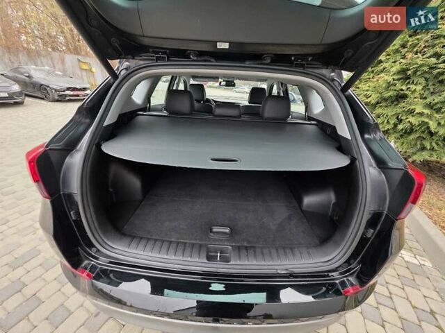 Черный Хендай Туксон, объемом двигателя 2 л и пробегом 151 тыс. км за 18950 $, фото 71 на Automoto.ua