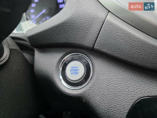 Черный Хендай Туксон, объемом двигателя 2 л и пробегом 151 тыс. км за 18950 $, фото 93 на Automoto.ua