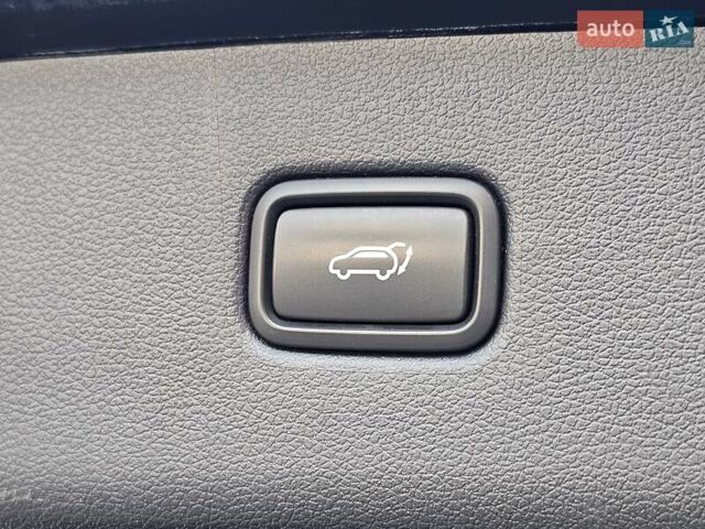Черный Хендай Туксон, объемом двигателя 2 л и пробегом 108 тыс. км за 25500 $, фото 20 на Automoto.ua
