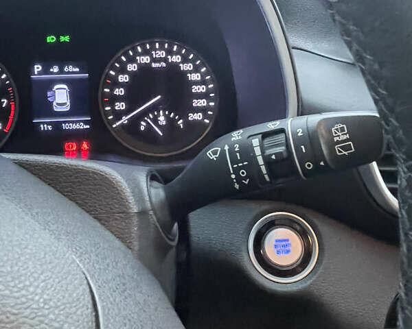 Черный Хендай Туксон, объемом двигателя 2 л и пробегом 103 тыс. км за 20900 $, фото 30 на Automoto.ua