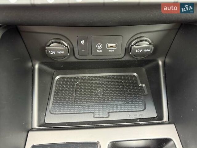 Черный Хендай Туксон, объемом двигателя 2 л и пробегом 98 тыс. км за 25900 $, фото 51 на Automoto.ua