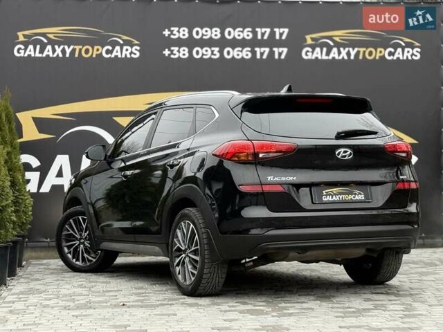 Черный Хендай Туксон, объемом двигателя 2 л и пробегом 55 тыс. км за 22300 $, фото 25 на Automoto.ua